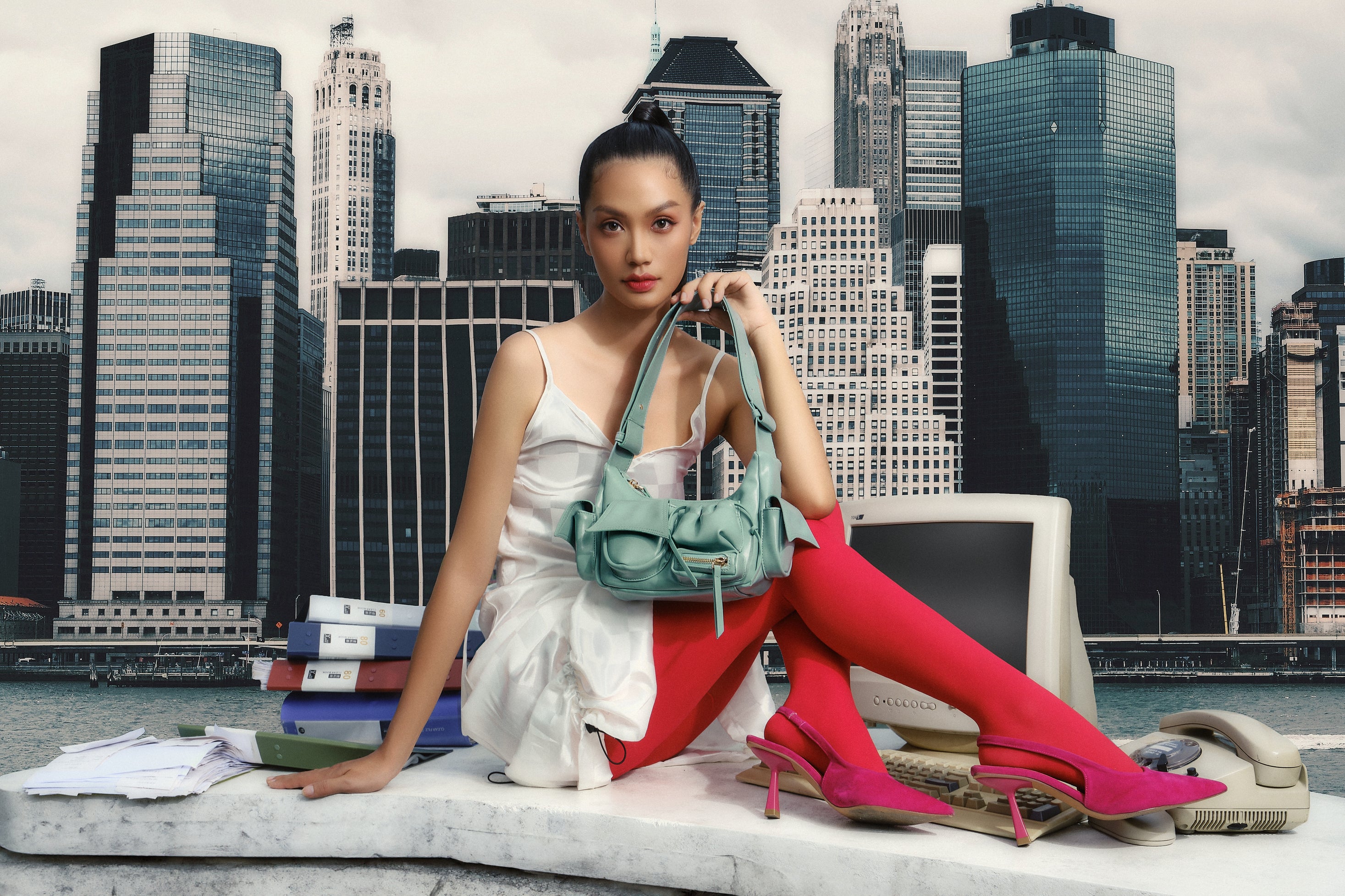 Túi xách C5-Pocket size nhỏ (S) màu xanh bơ