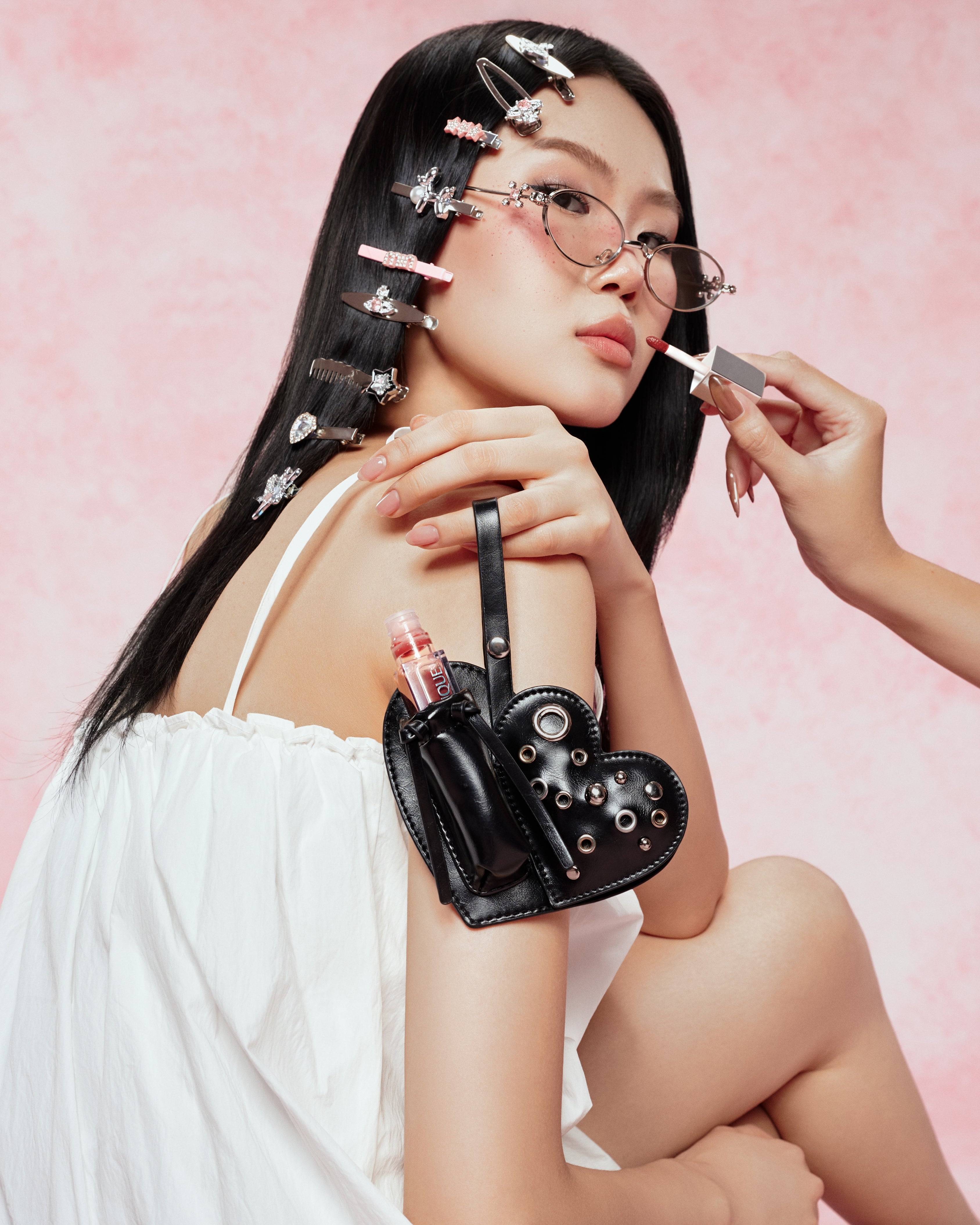 Accessory Charm EYELET HEART Lipstick Case Black