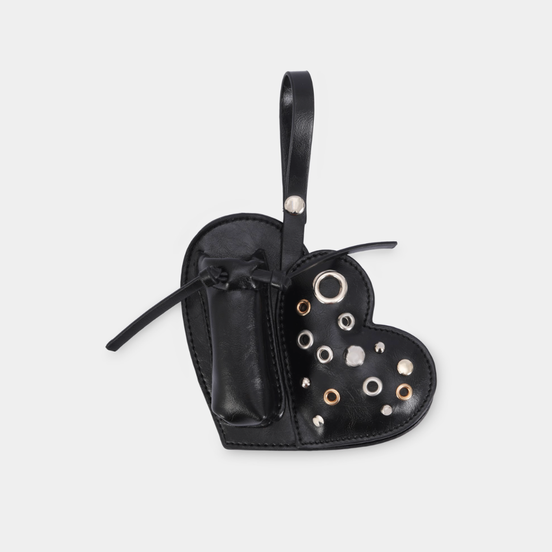 Phụ kiện trái tim Eyelet Lipstick màu đen