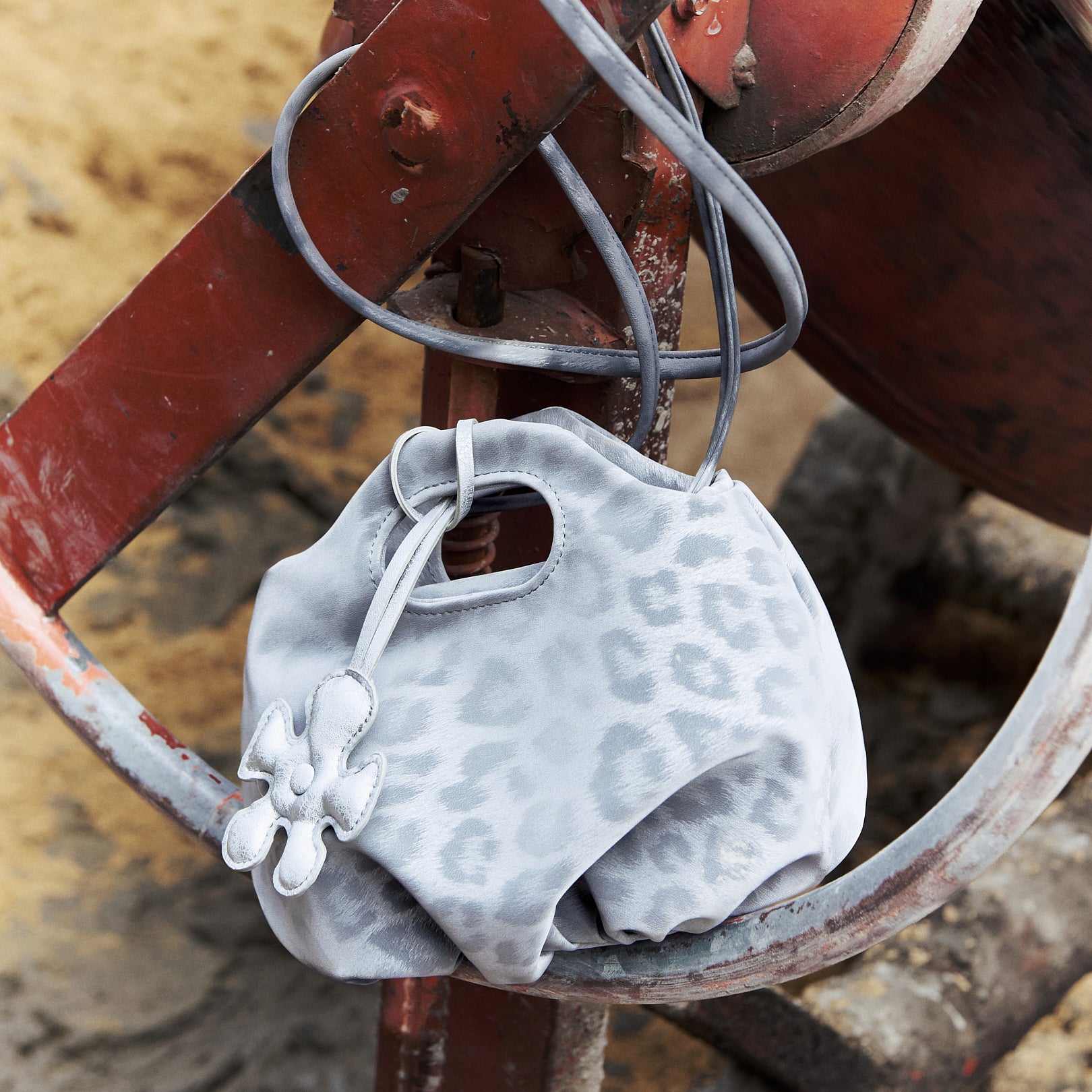 Bag Mini Flower Grey Leopard