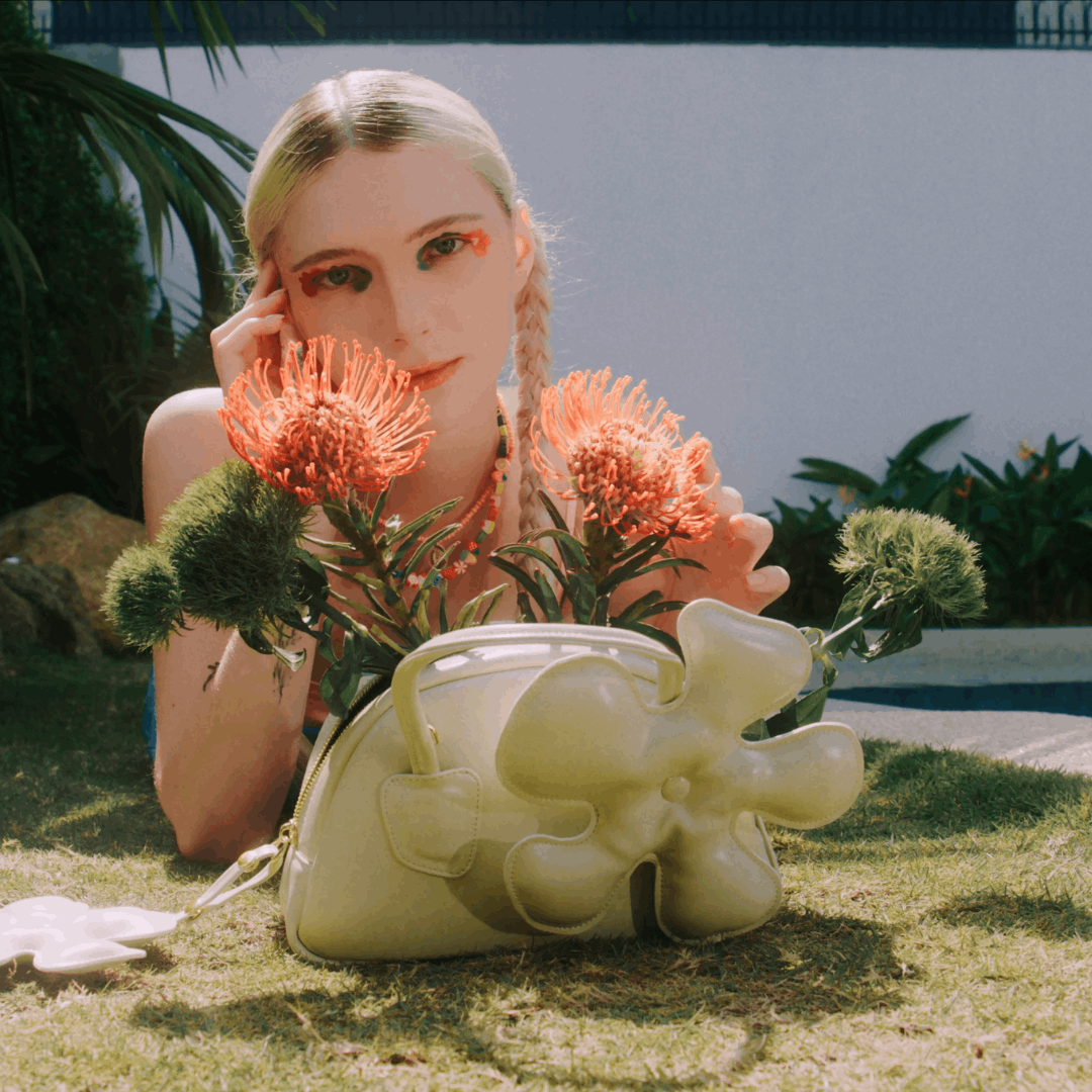 BỘ QUÀ TẶNG - Túi xách TACOS size M x Móc khóa Heart in Horse