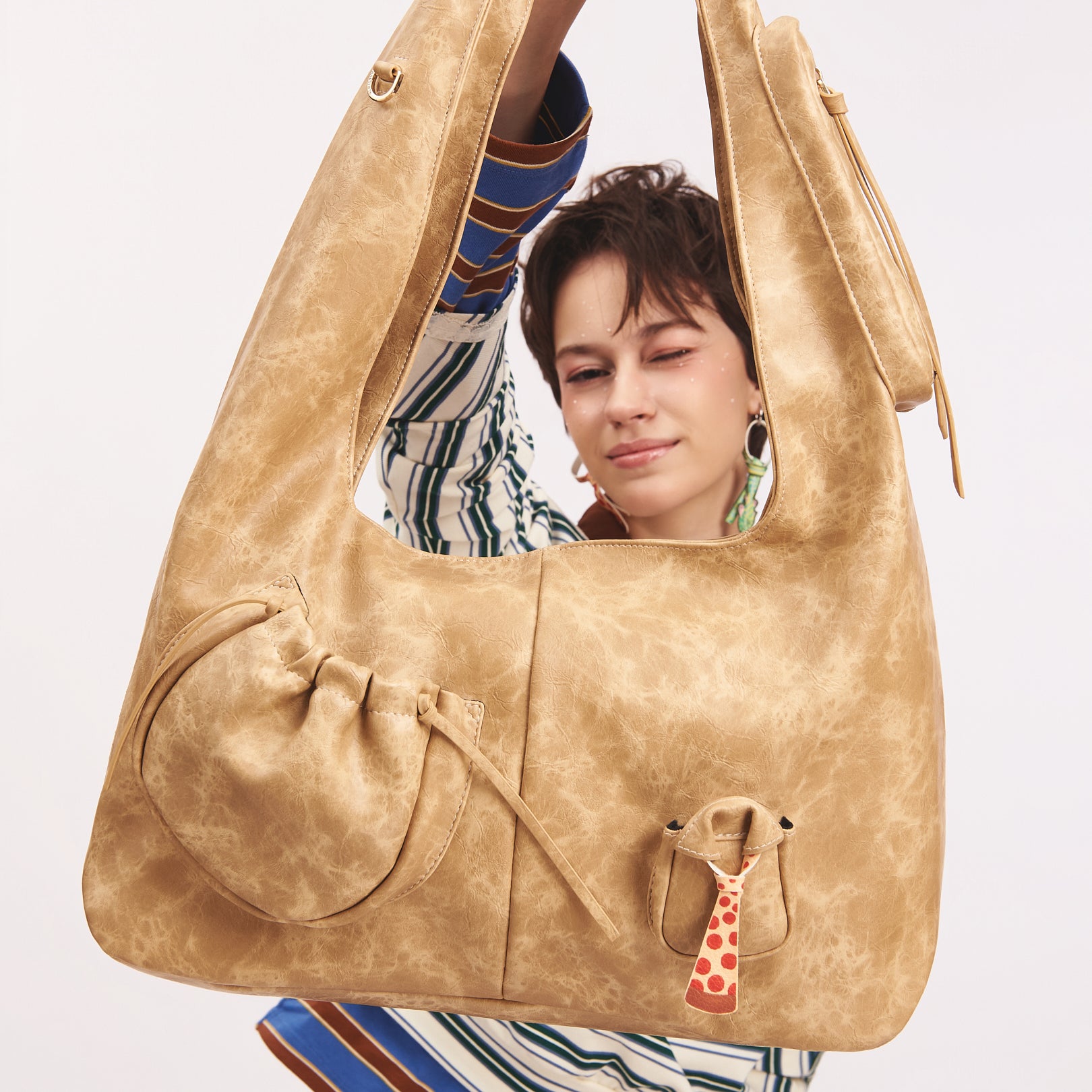 Bag C2-Pocket Hobo Tie Sand Beige (L)