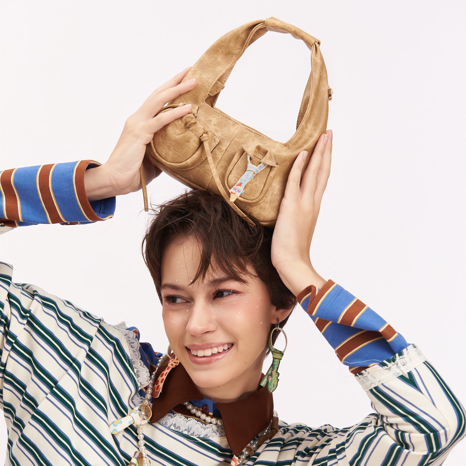 Bag Mini C2-Pocket Hobo Tie Sand Beige