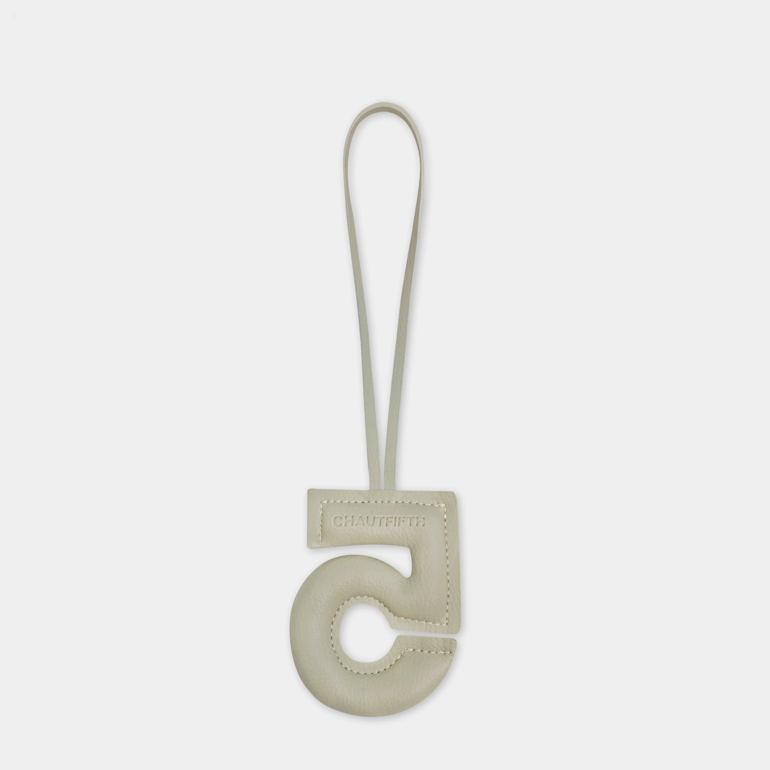 Accessories Reverse Fifth Charm in Grain Light Beige