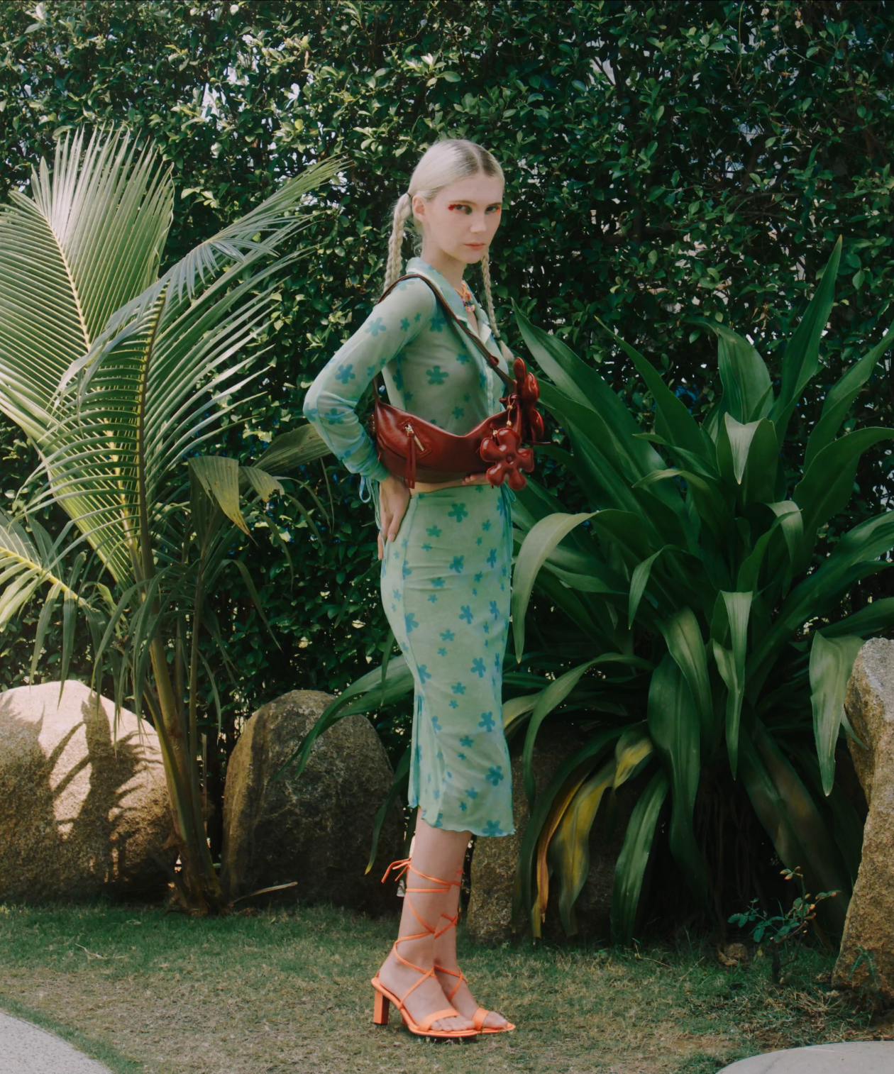 Accessory Fan Flower Charm in Pink Pastel