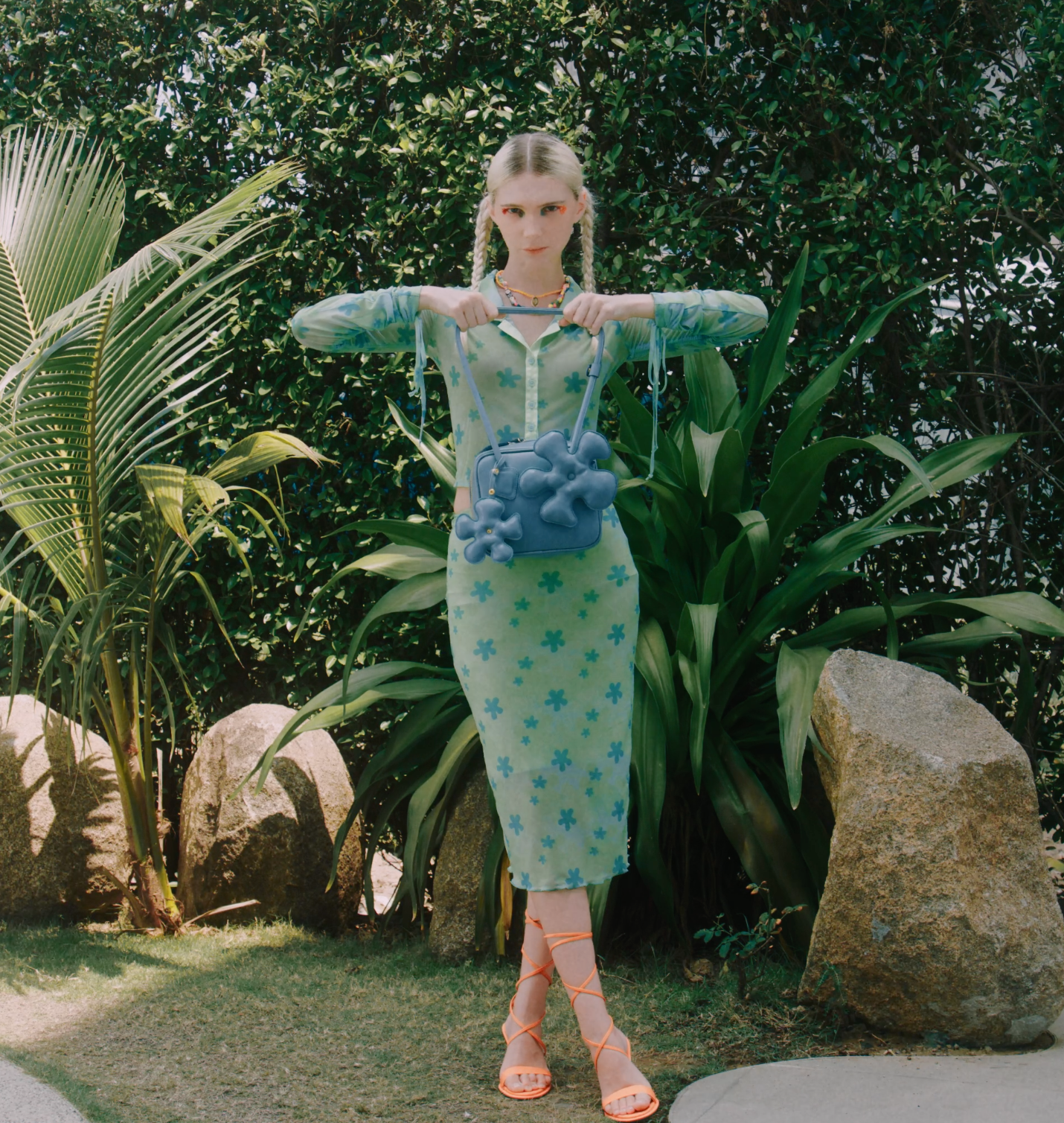 Accessory Fan Flower Charm in Dark Red