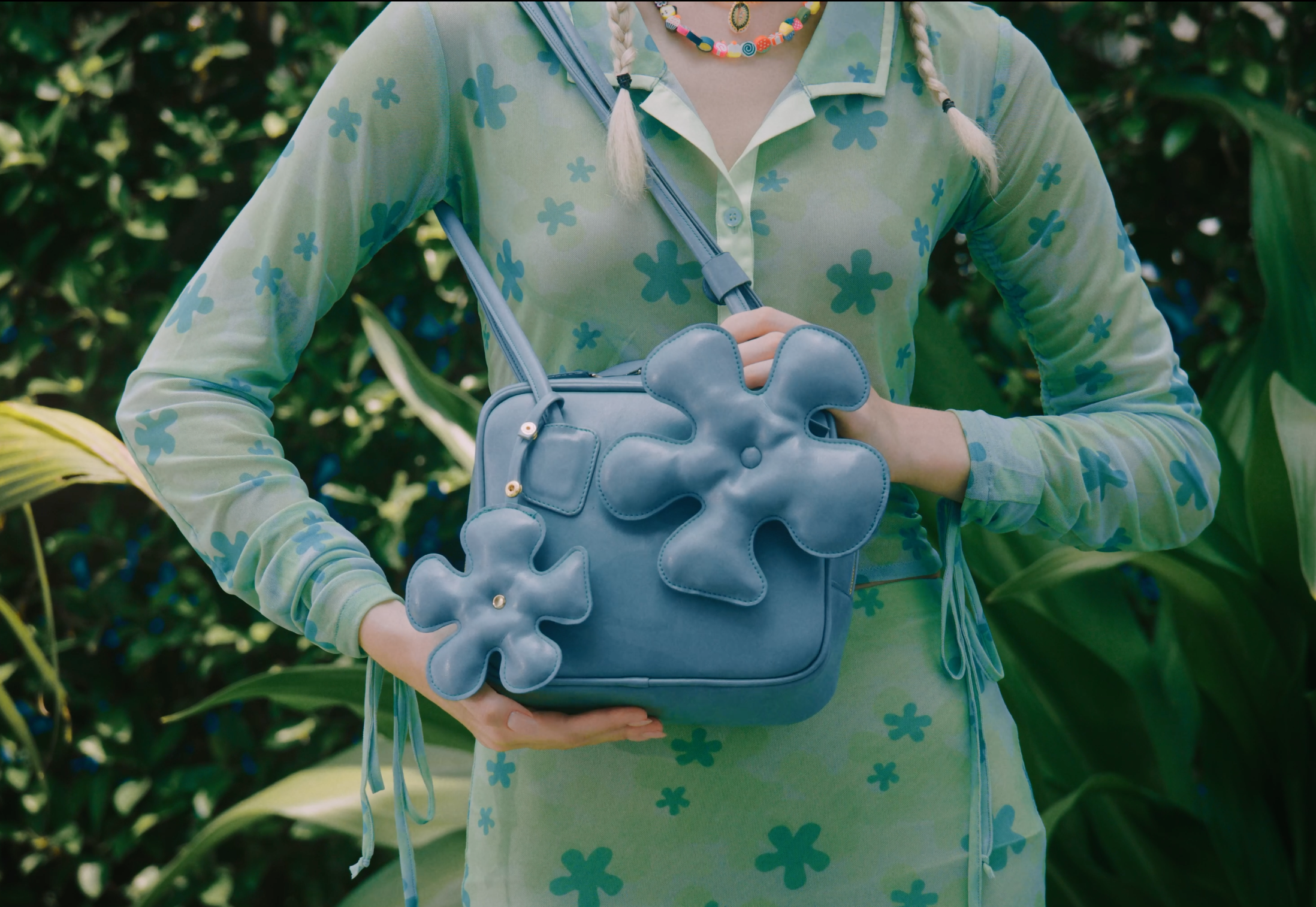 Accessory Fan Flower Charm in Dark Red