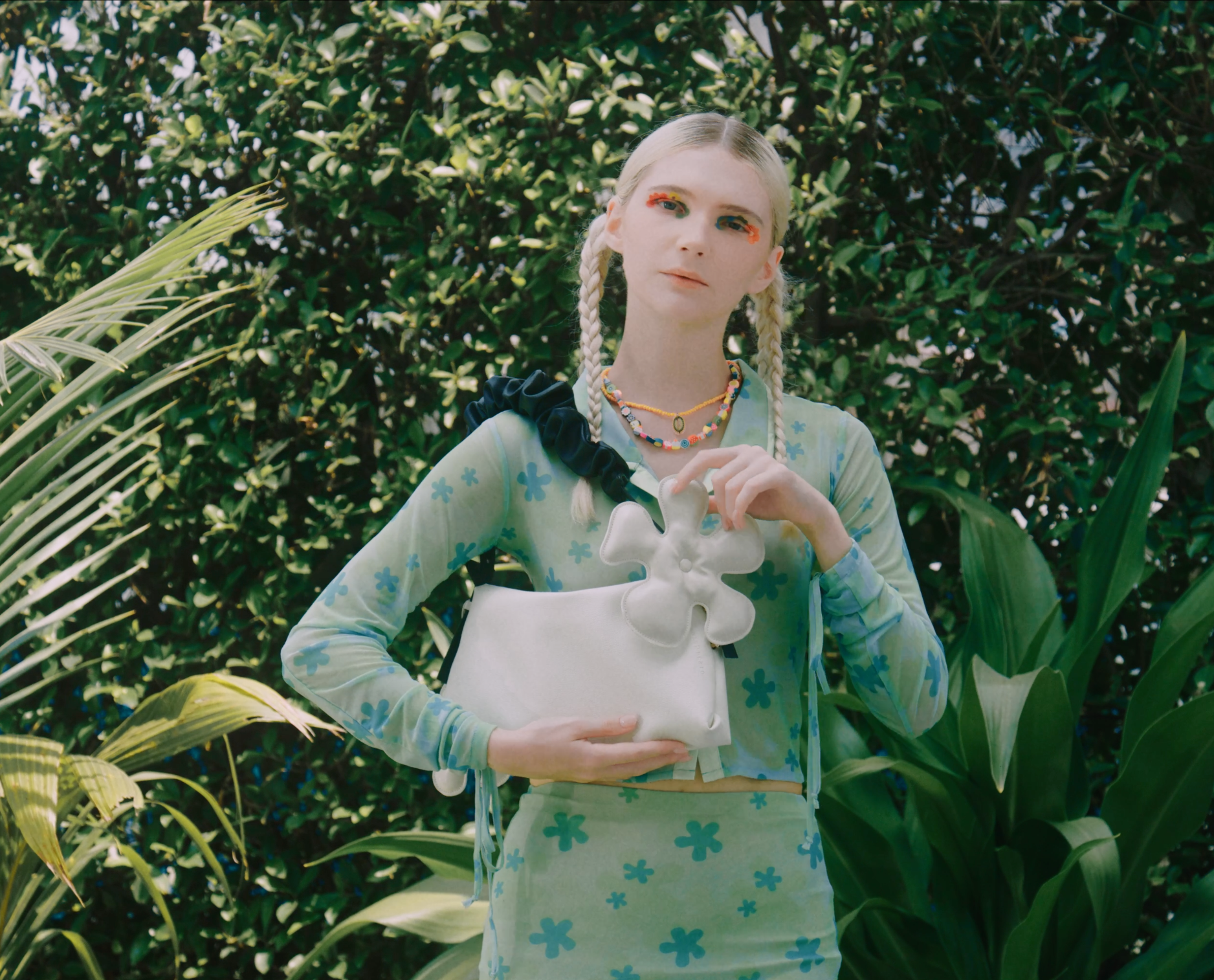 Accessory Fan Flower Charm in Dark Red