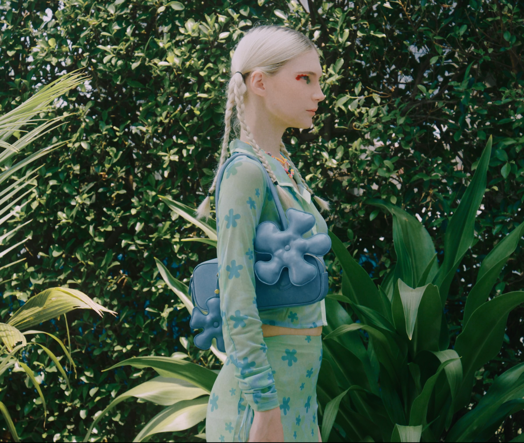 Accessory Fan Flower Charm in Pink Pastel