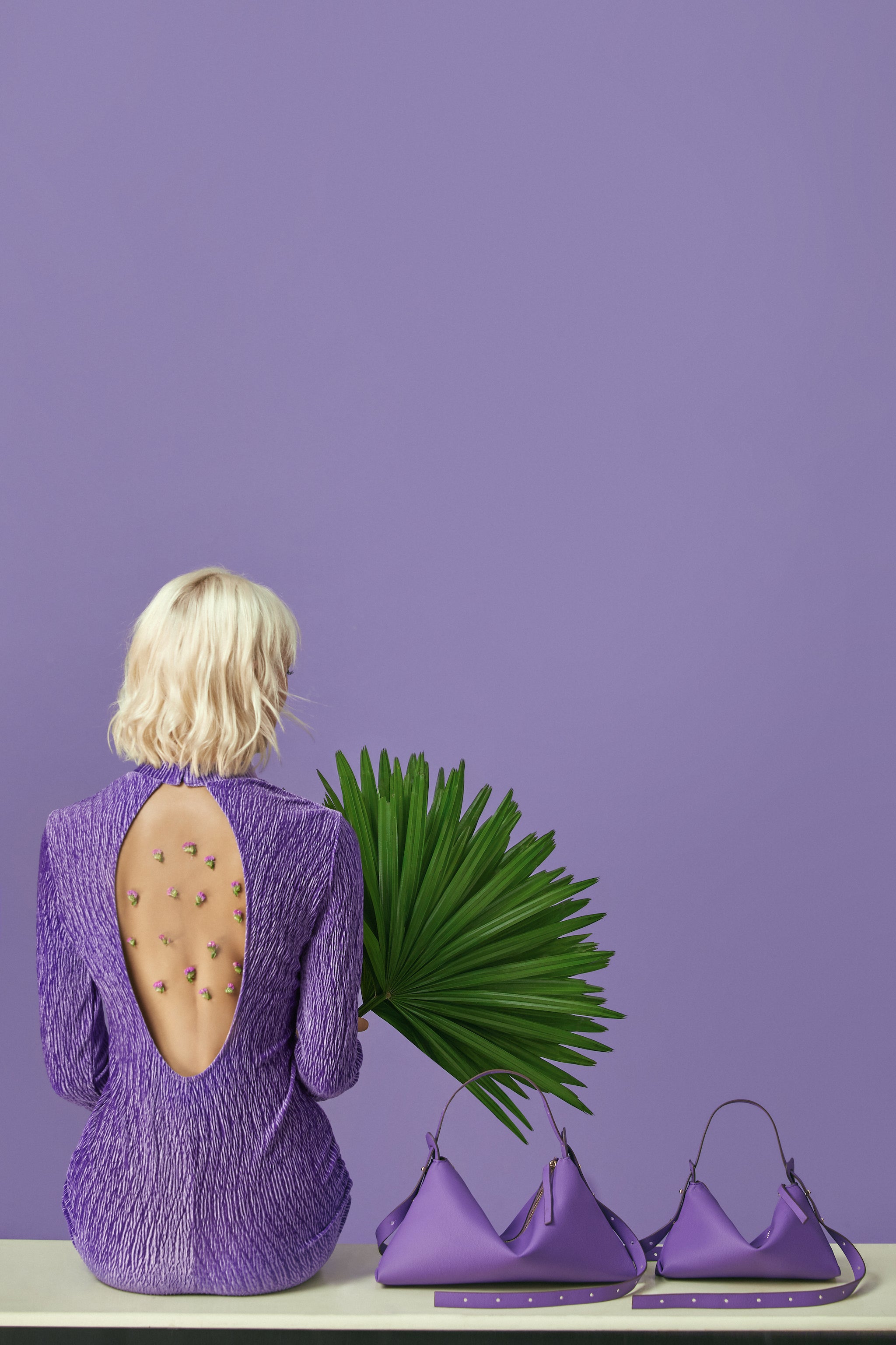 Túi xách M BAG màu xanh dương (lớn)