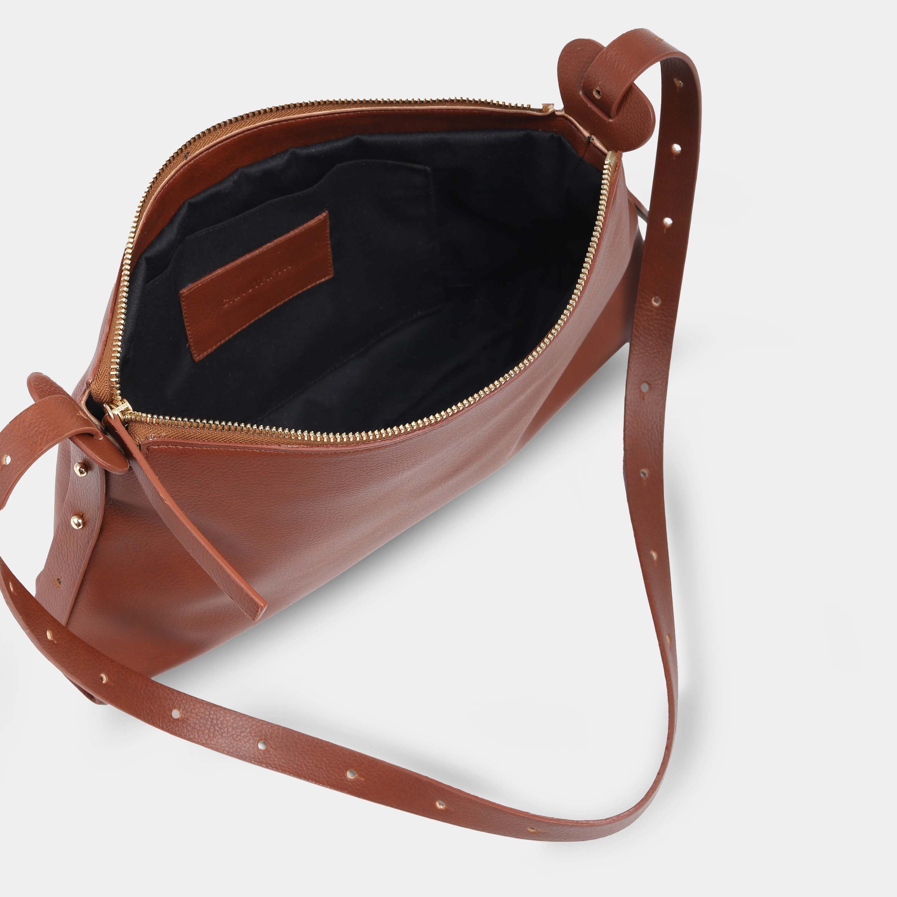 M BAG màu nâu đậm size lớn (M) CHAUTFIFTH