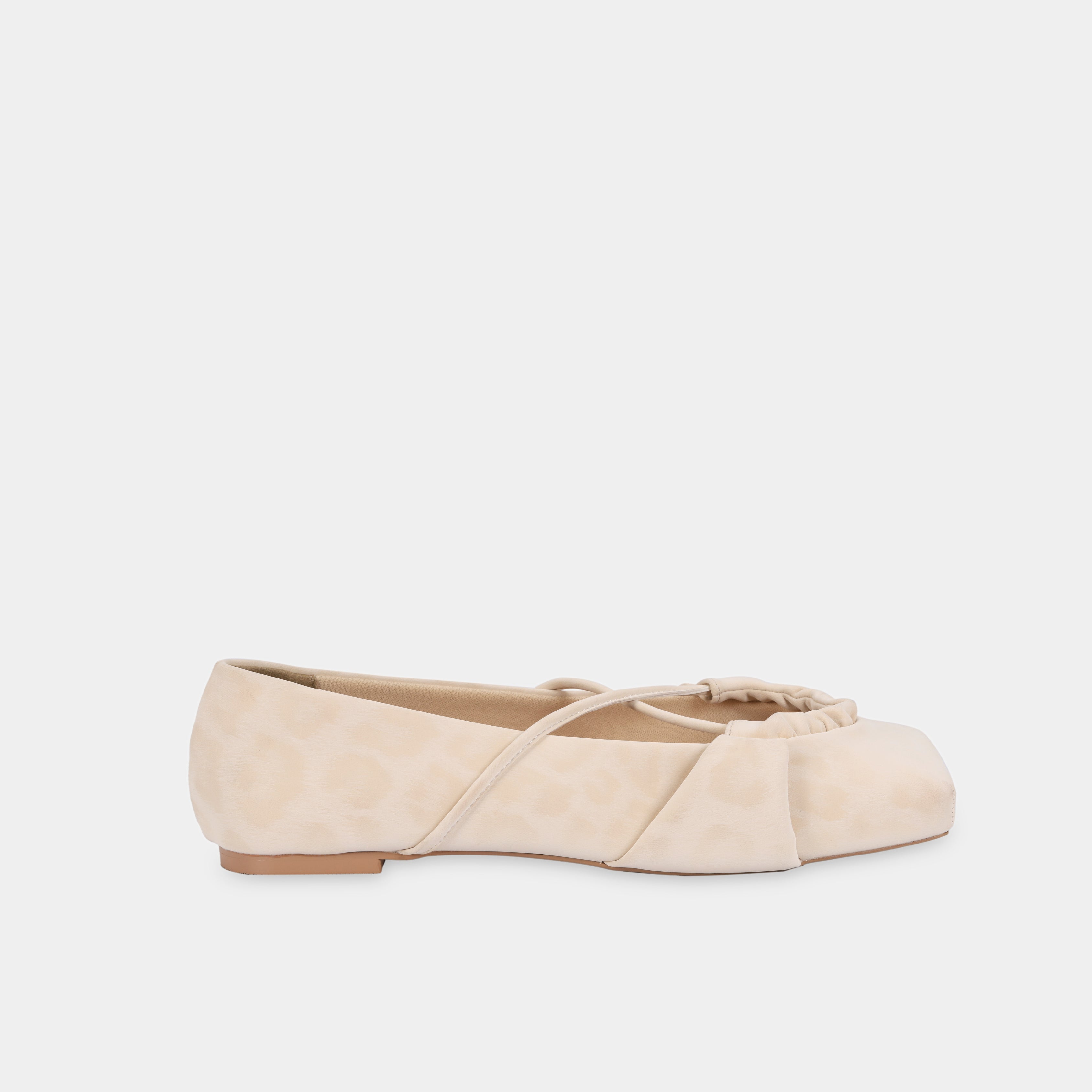 Giày SQUARE X Ballet Flats màu Trắng kem