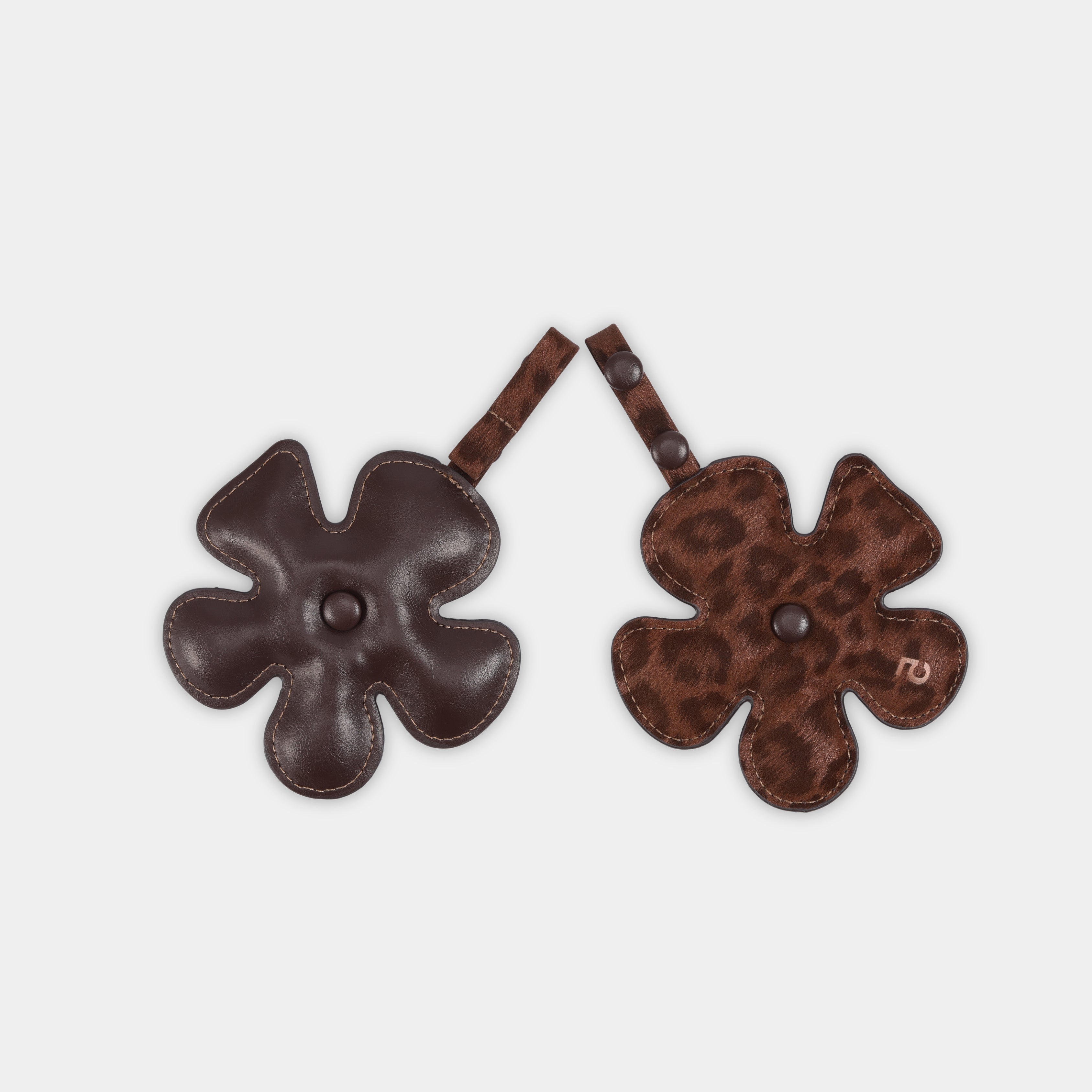 Accessory Charm Fan Flower Brown x Sand Beige (S)
