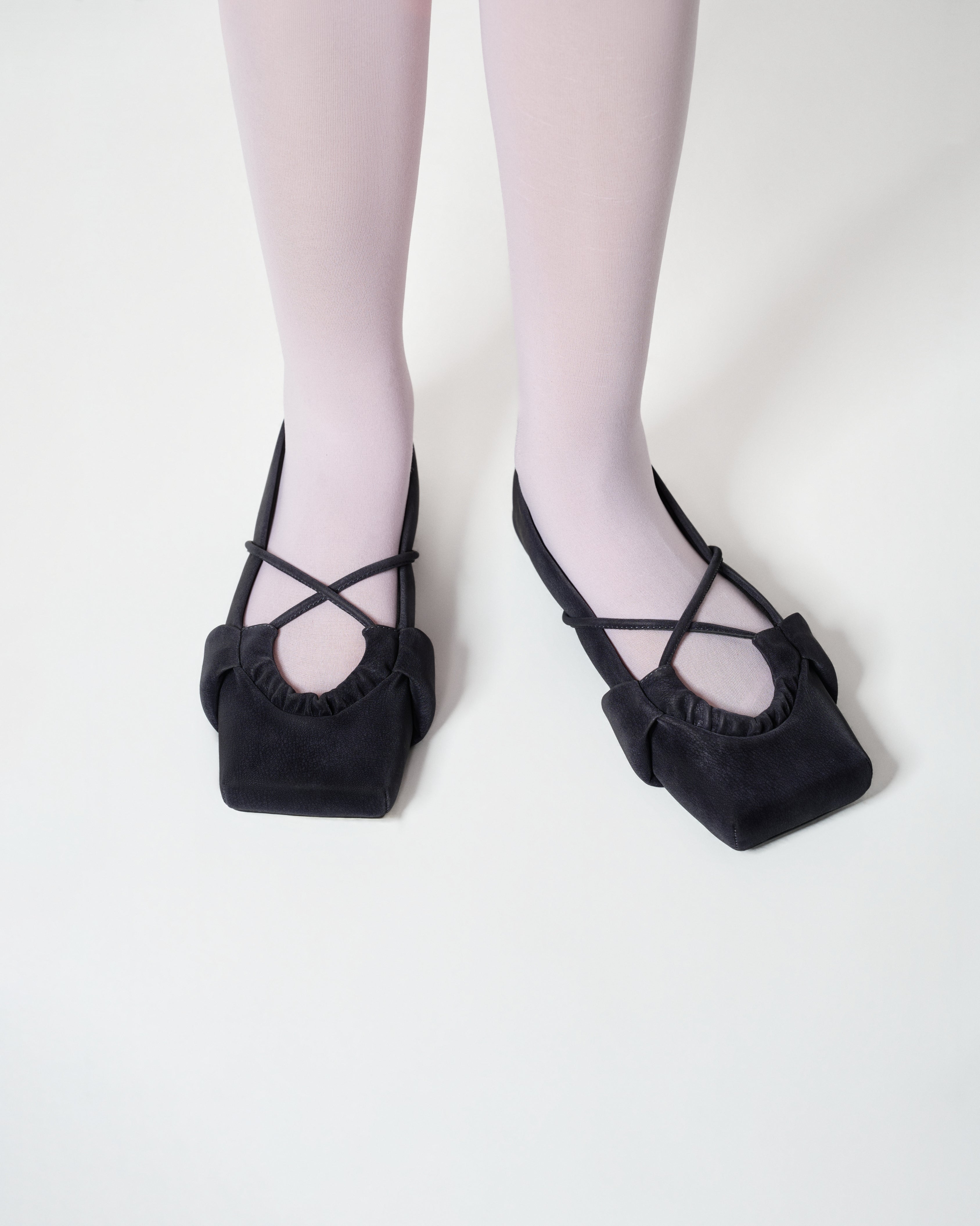 Giày SQUARE X Ballet Flats màu Đen