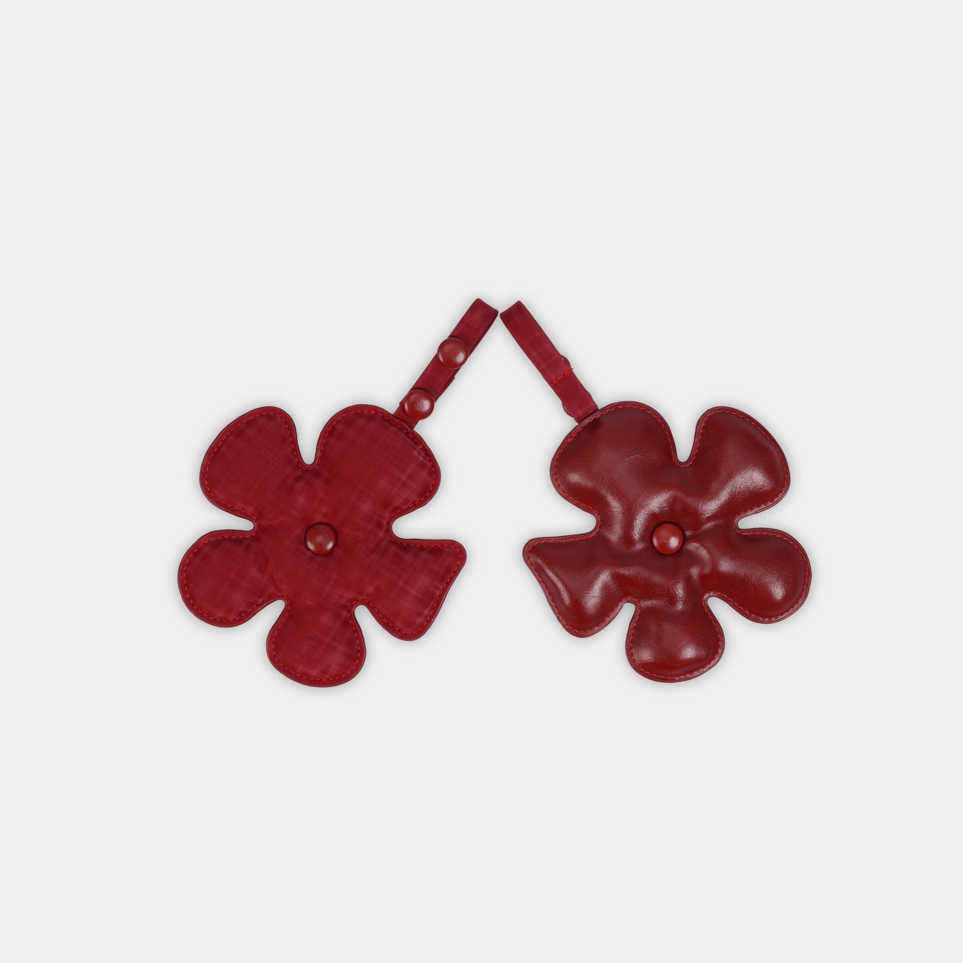Accessory Charm Fan Flower Dark Red x Dark Red Checked (S)
