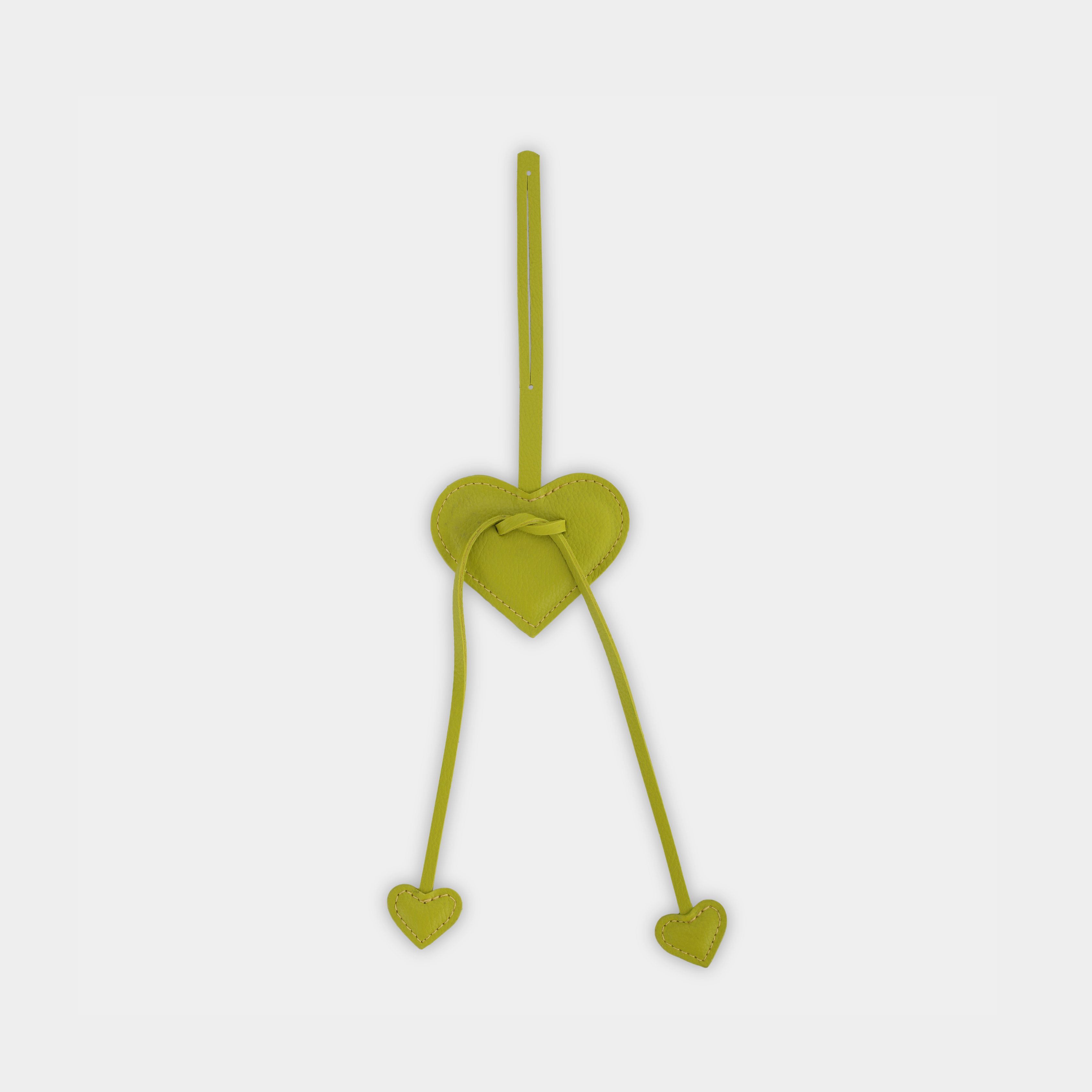 Phụ kiện trái tim
