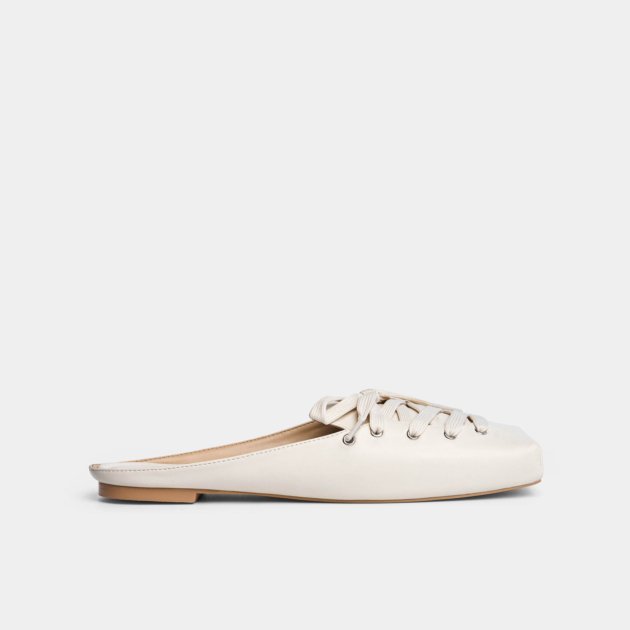 Giày middle ballet flat mules màu Trắng kem