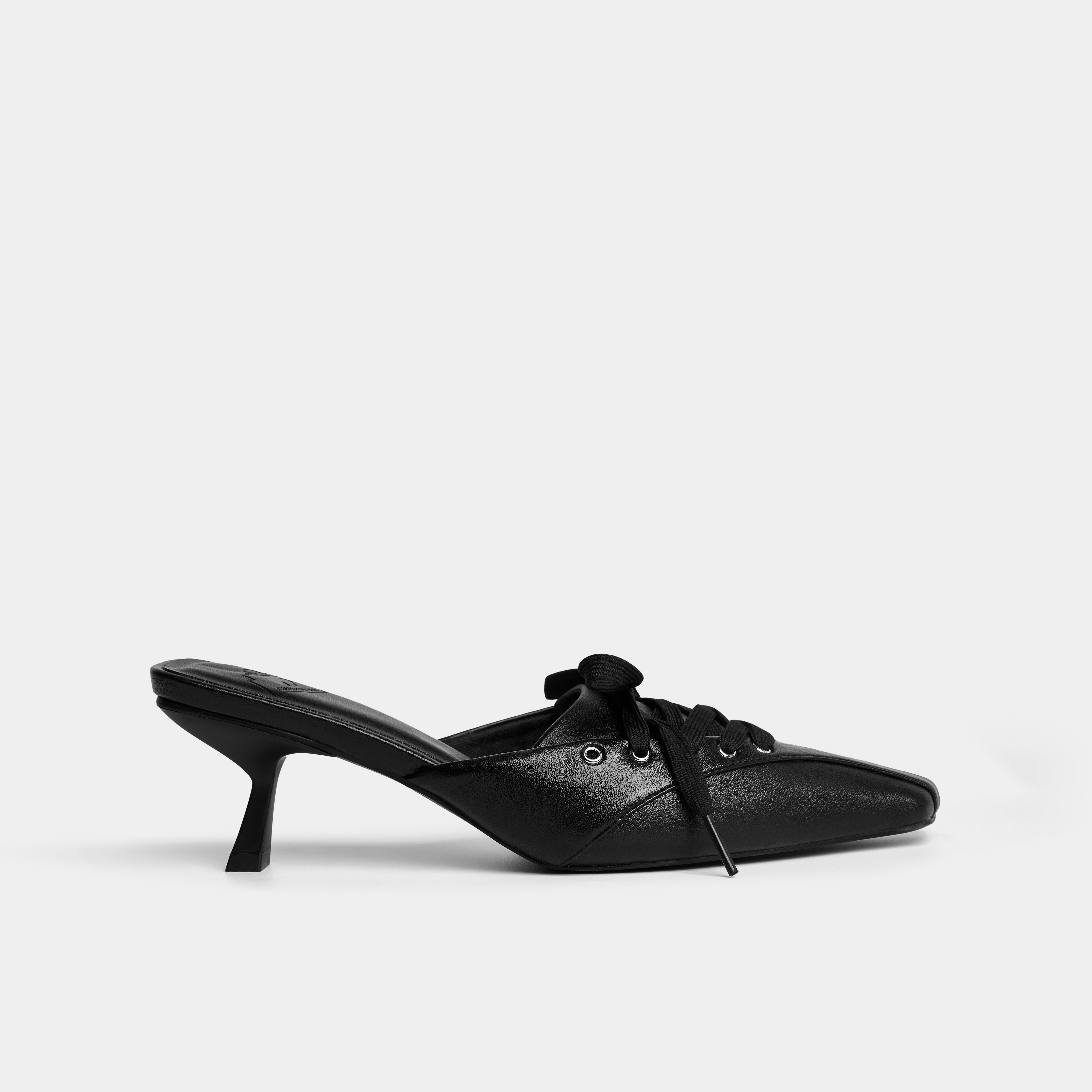 Shoes middle 50 mules in Black