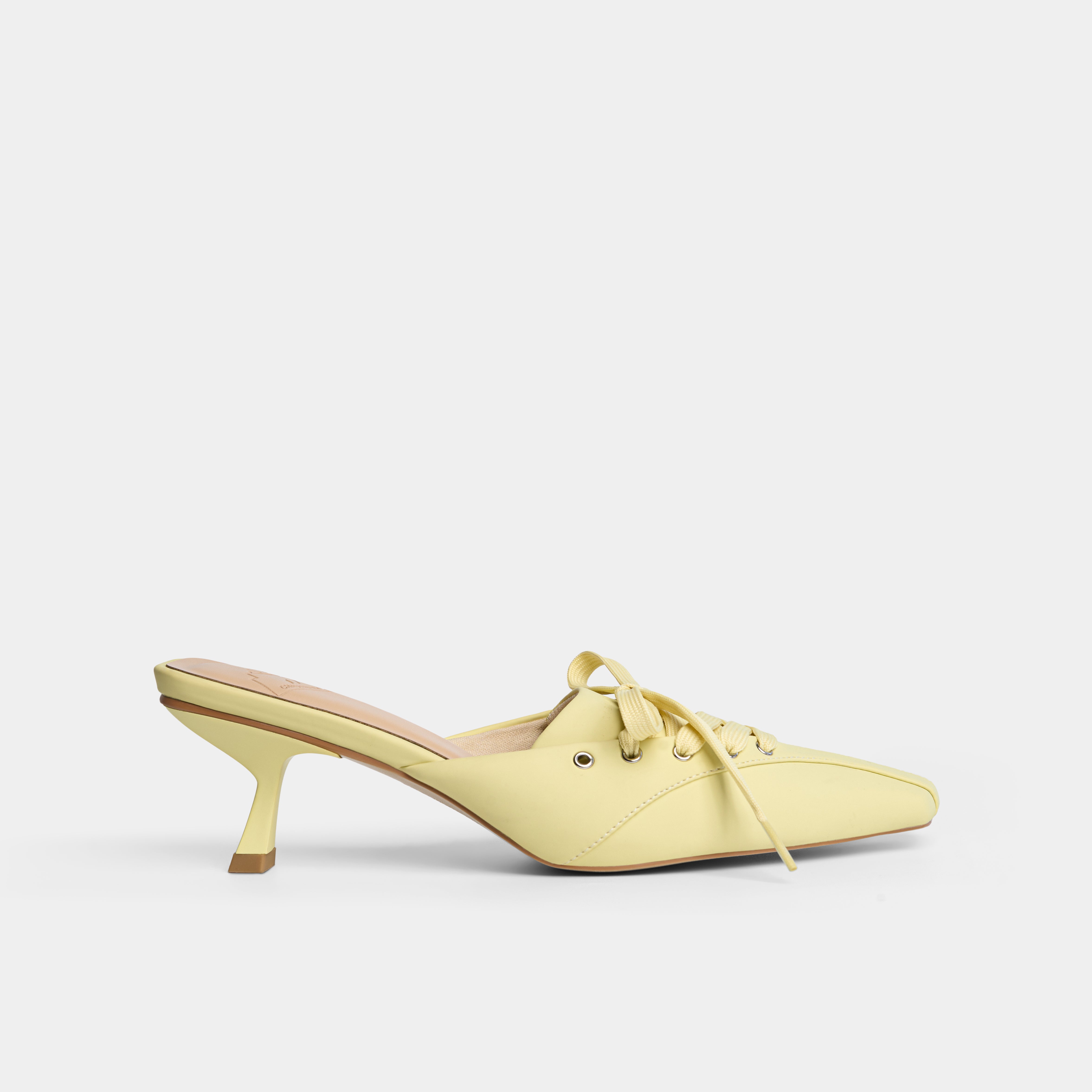 Shoes middle 50 mules in Butter Yellow