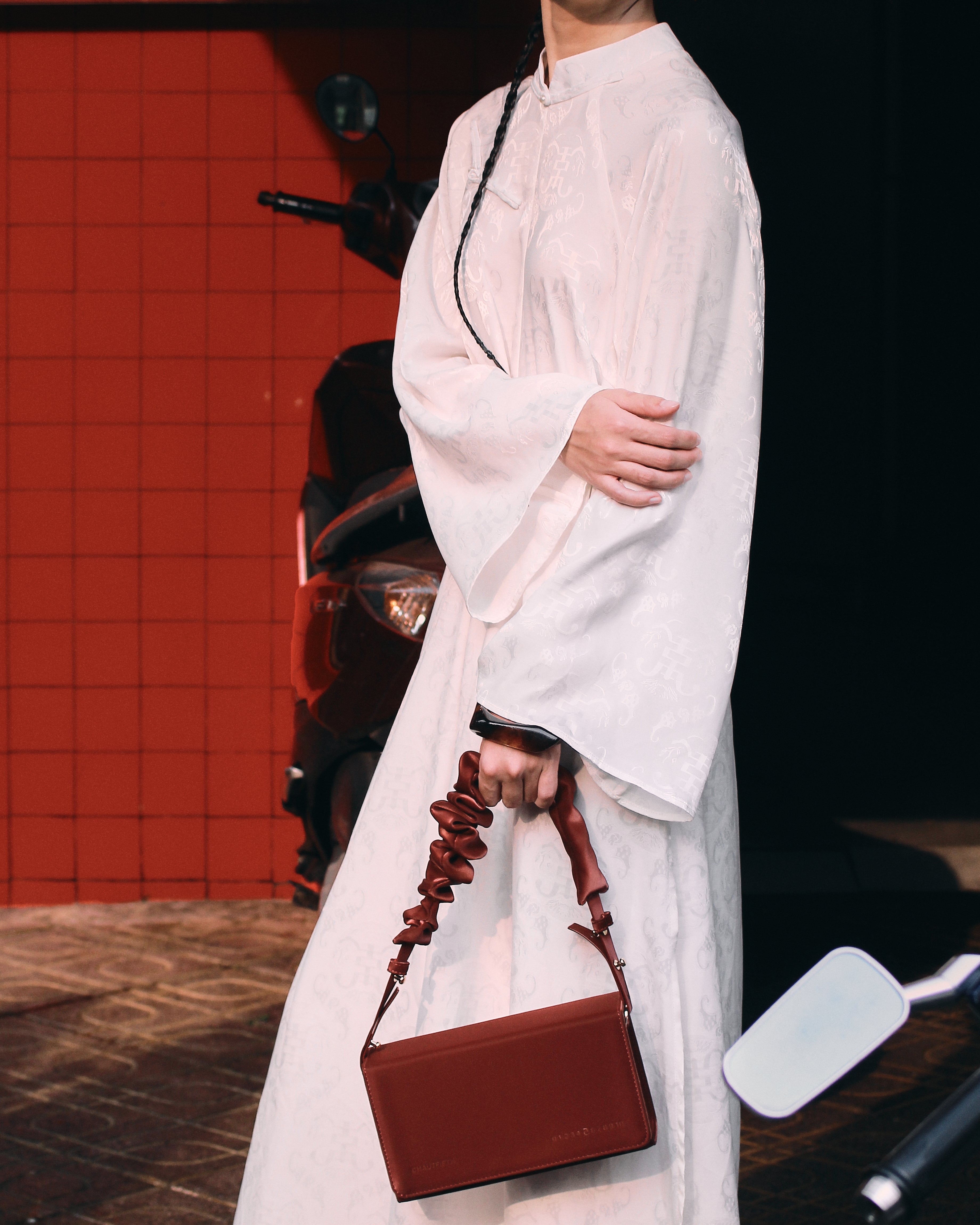 Túi xách KAMELEON màu Đỏ Nhung