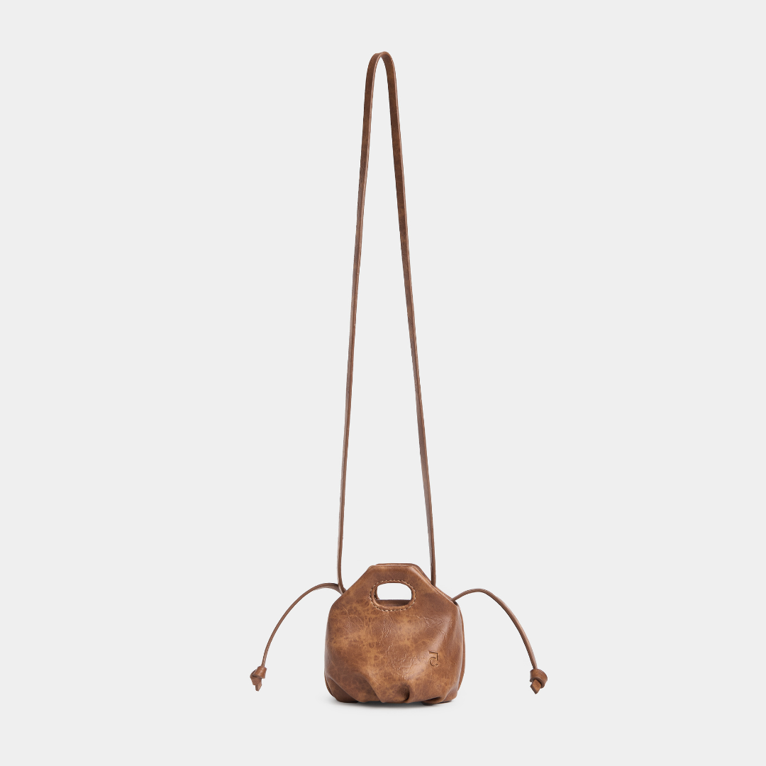 Accessory Tiny Flower Bag in Brown