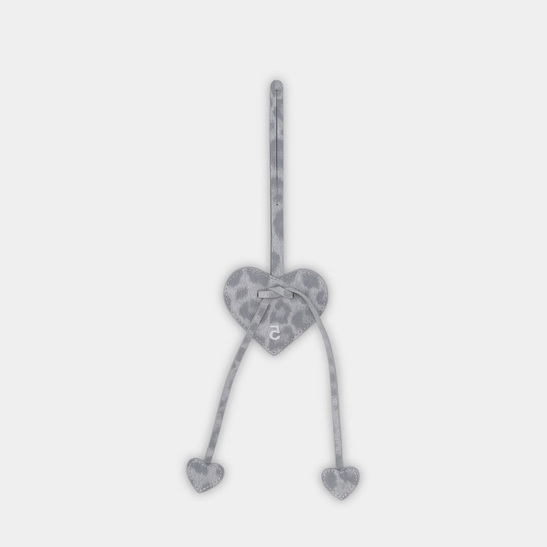 Phụ kiện trái tim màu Da Beo Xám