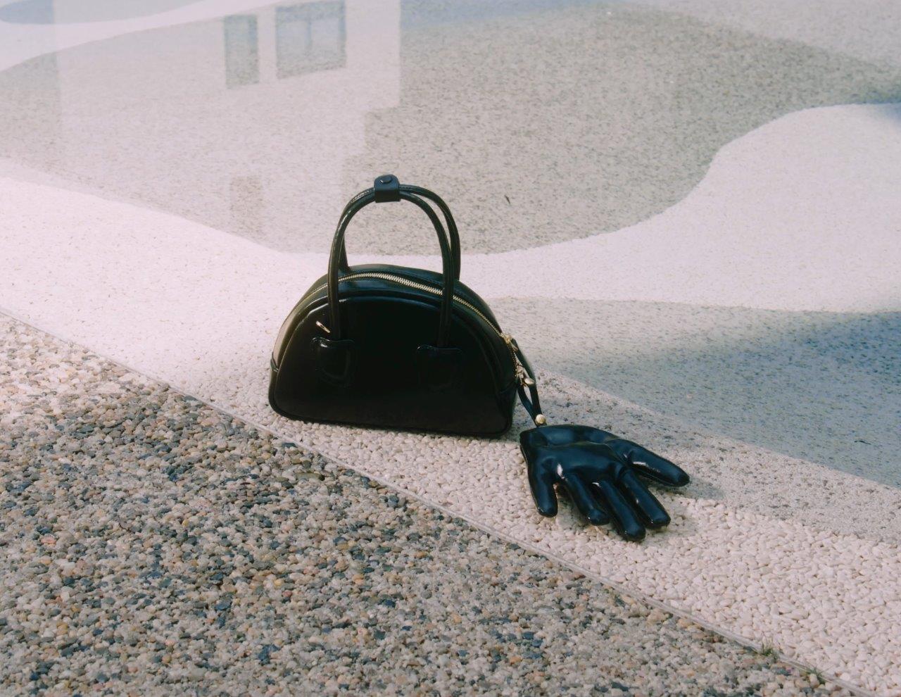 TACOS Handbag in Metallic color large size (M)
