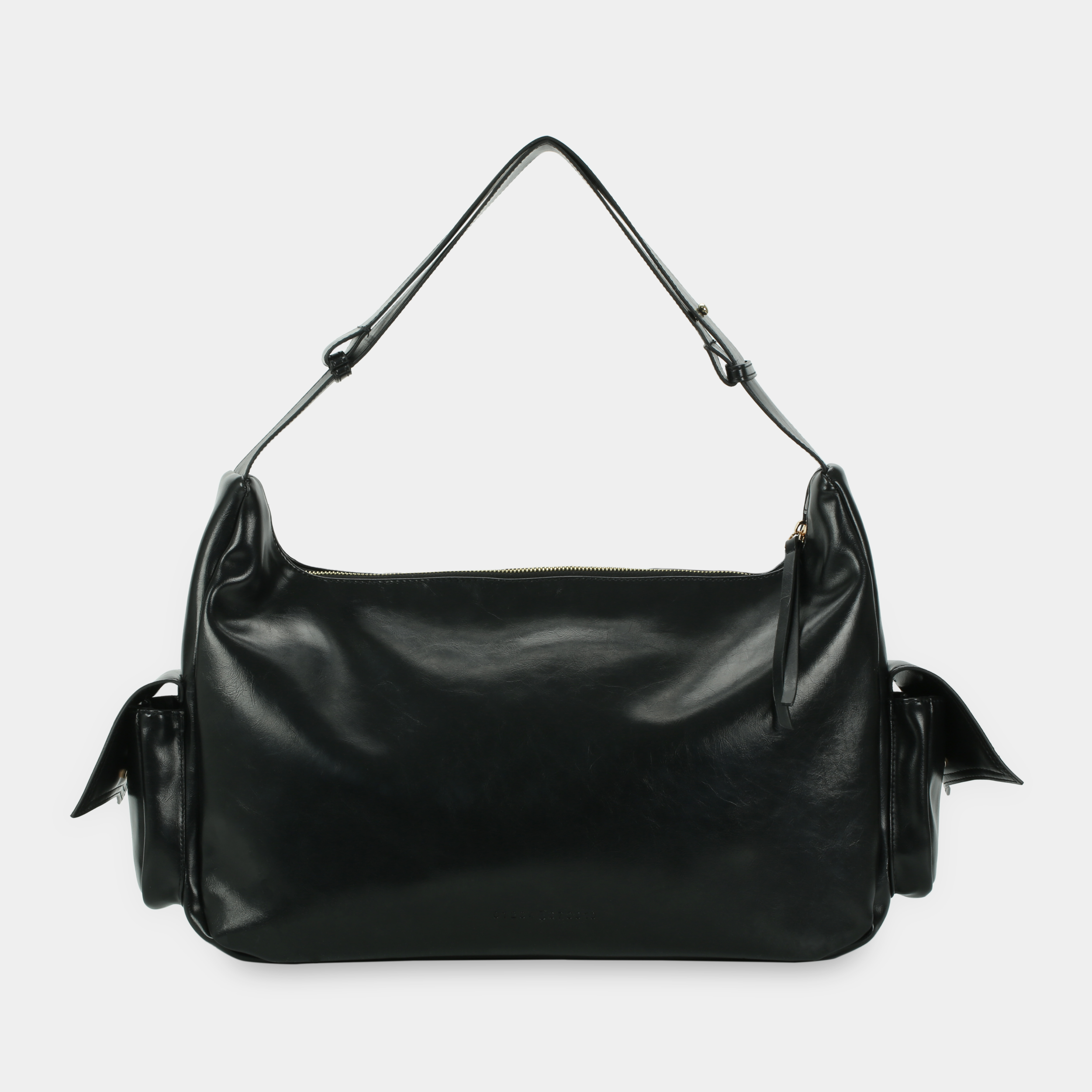 Handbag C6-Pocket size Laptop (L) in Black
