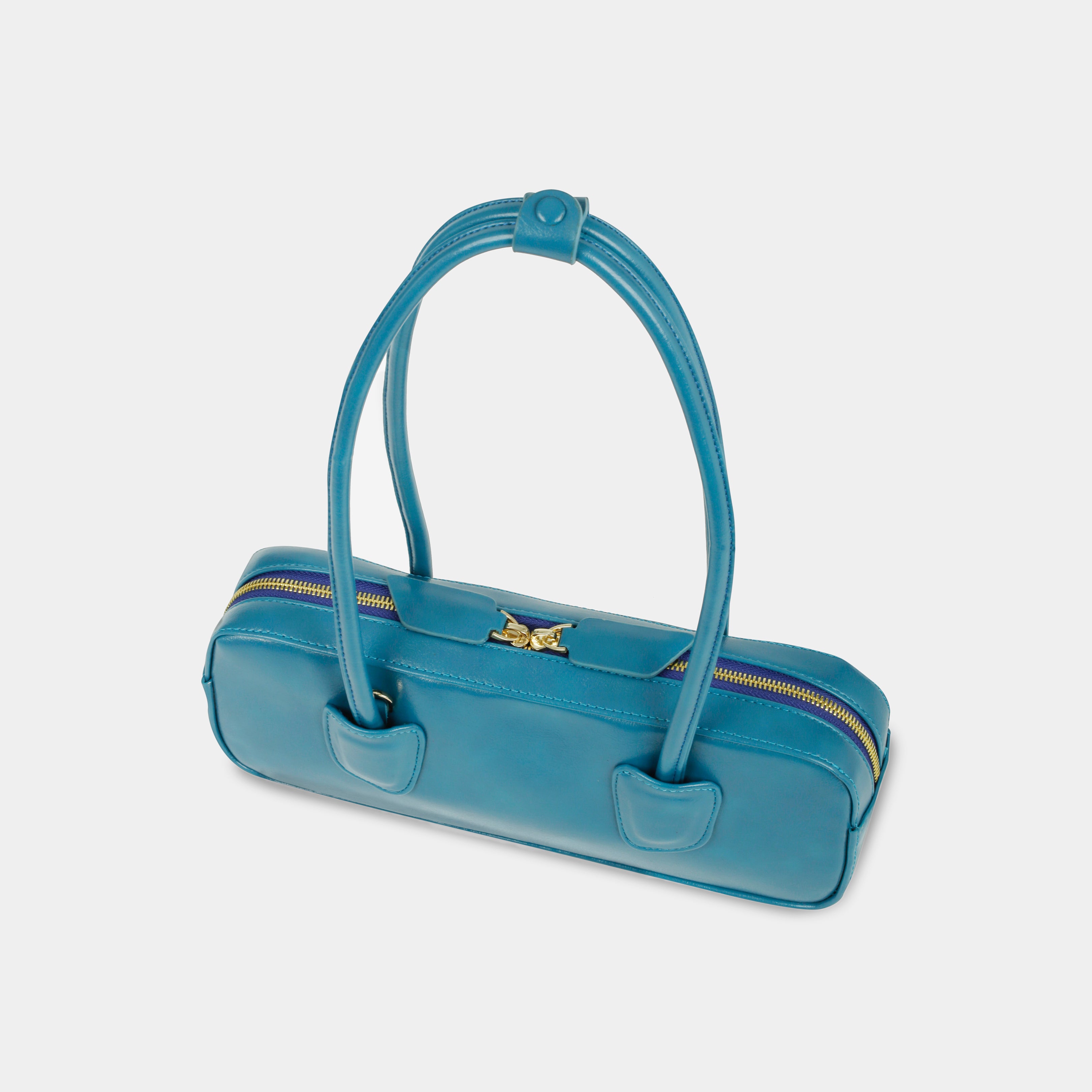 BREAKING bag in blue color